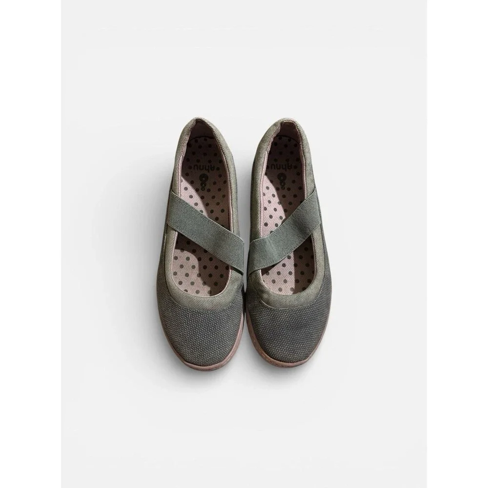 Ahnu by Teva Telegraph Women's Size 10 Mary Jane Flats Grey Pink Polka Dot Sport